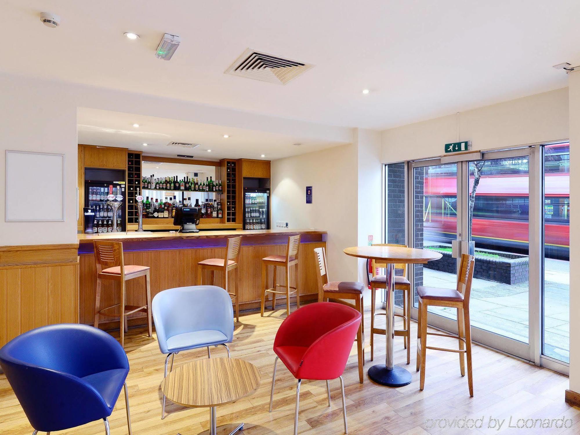 Travelodge Farringdon Londyn Zewnętrze zdjęcie